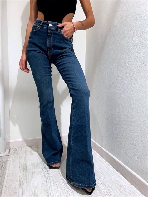 Pantaloni e Jeans Donna Jeans Couture .